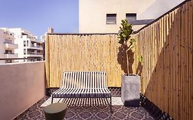 סיליקאט - מלון אוטונומי מבית לוג-אין